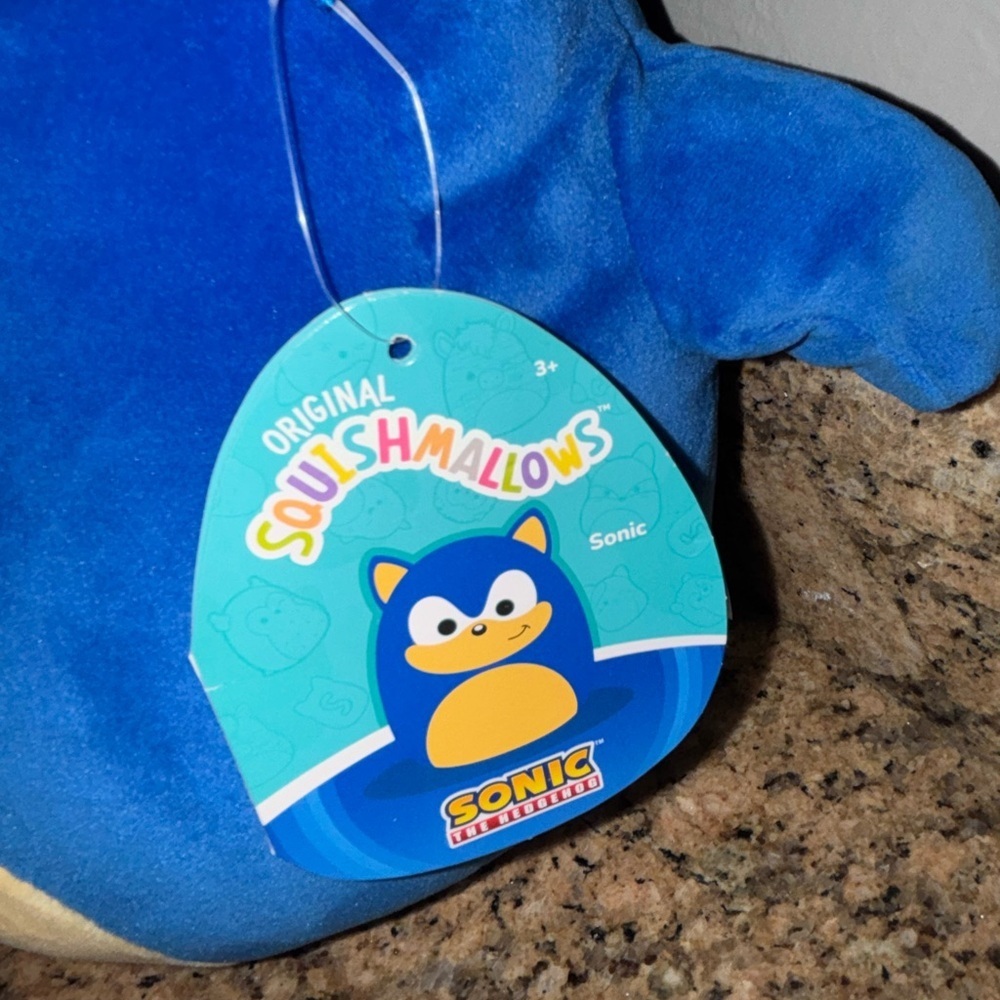 Squishmallows Original Sonic The Hedgehog 14-Inch Plush With Tags - Picture 3 of 3